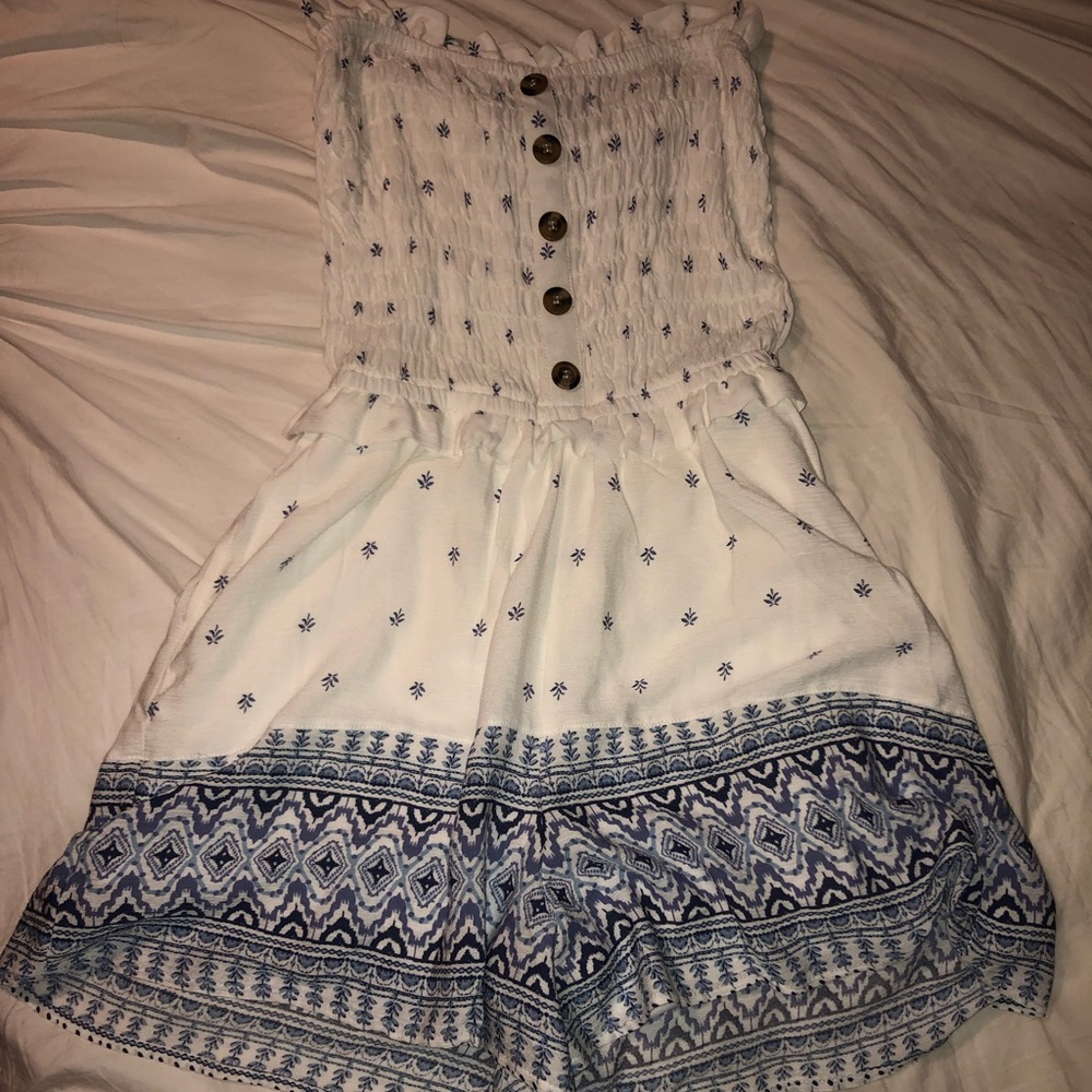 Strapless romper